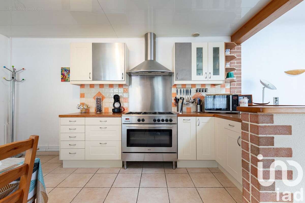 Photo 2 - Maison à SERMAISE