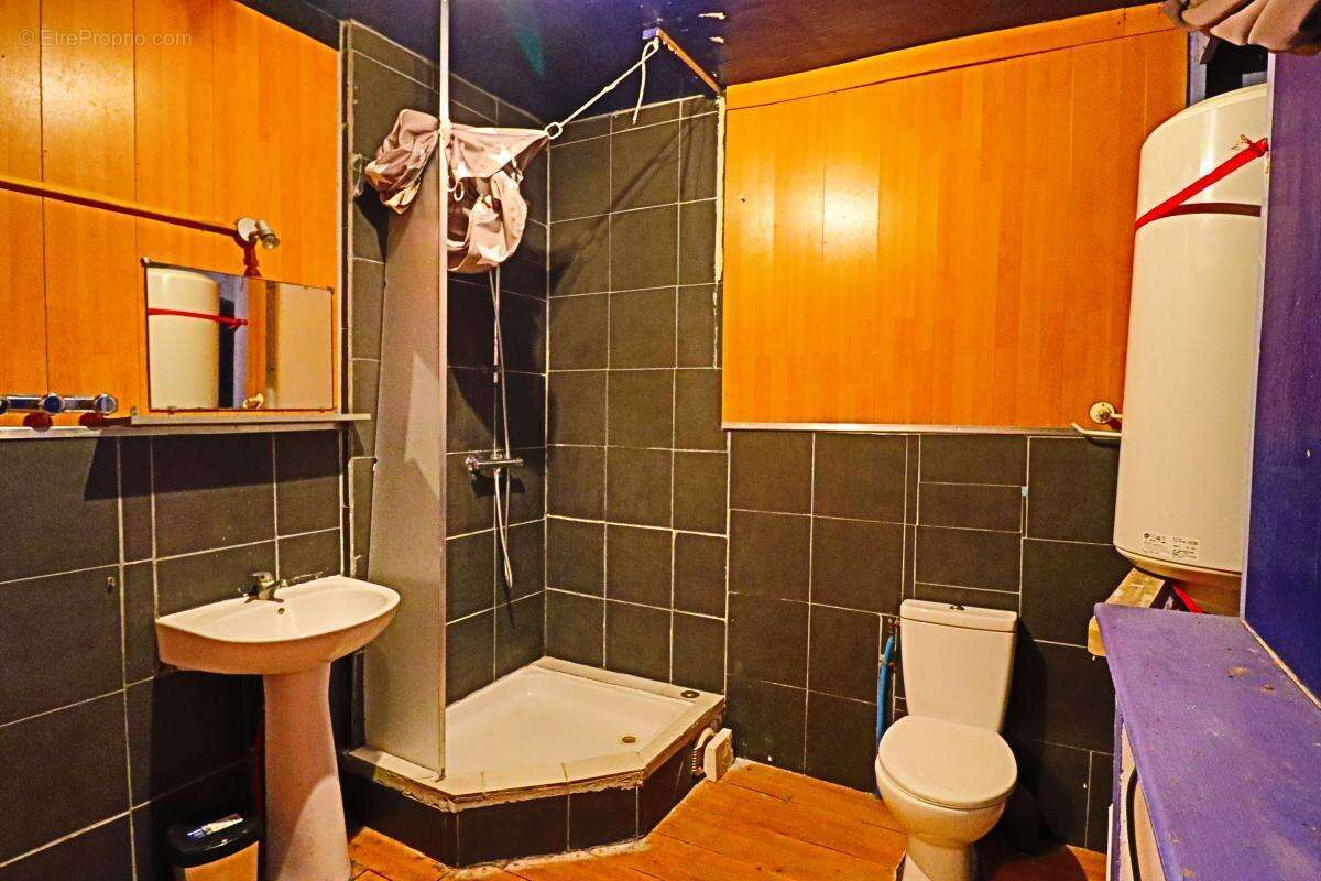 Maison à vendre divisible en 3 appartements - photo 18