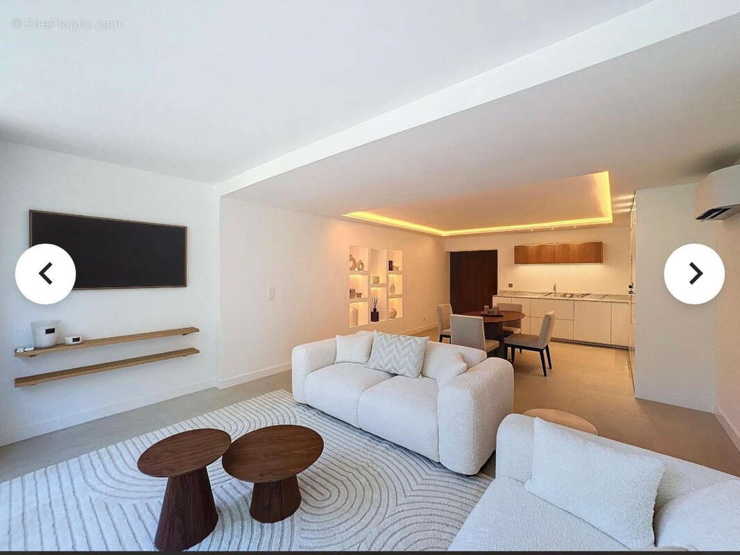 Appartement à VALLAURIS