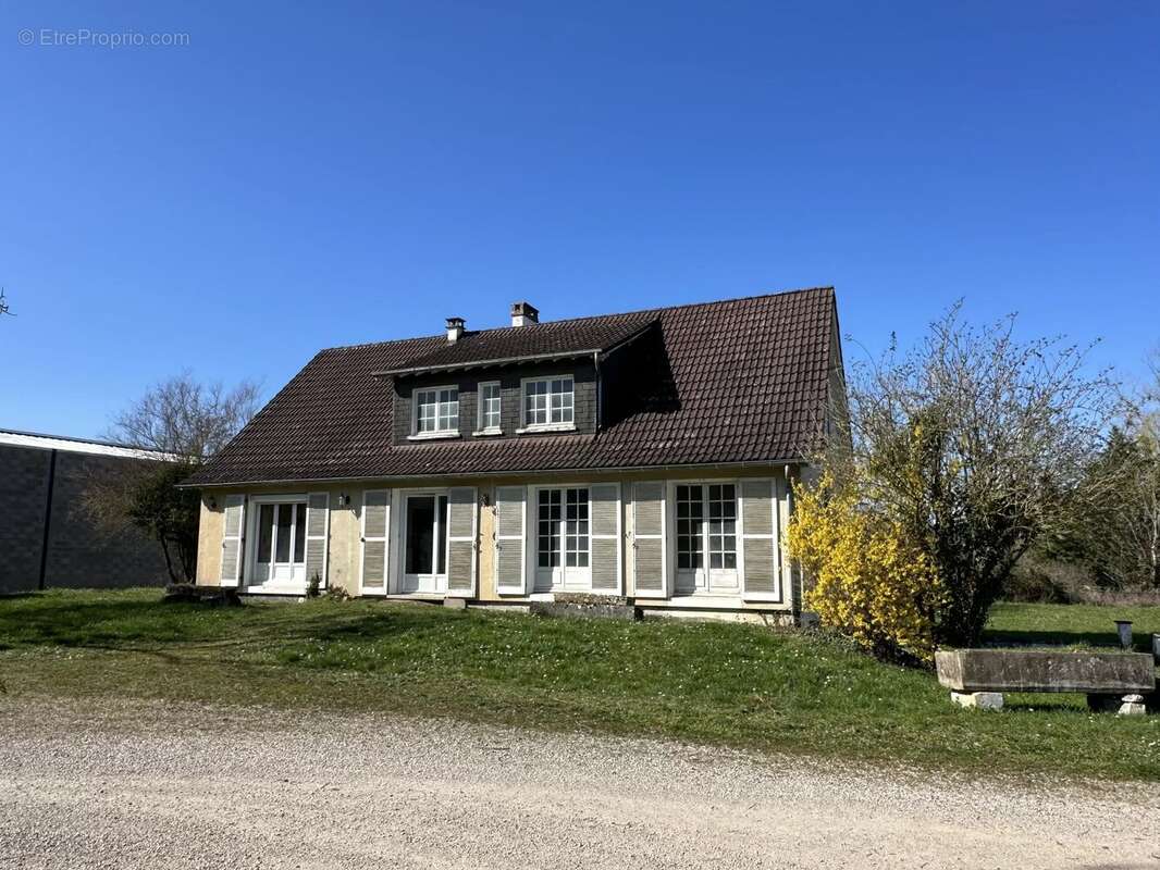 Maison à SAINT-GEORGES-SUR-BAULCHE