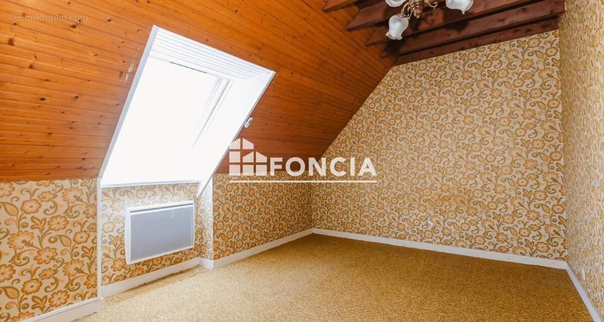 Maison à SAINT-JACQUES-DE-LA-LANDE