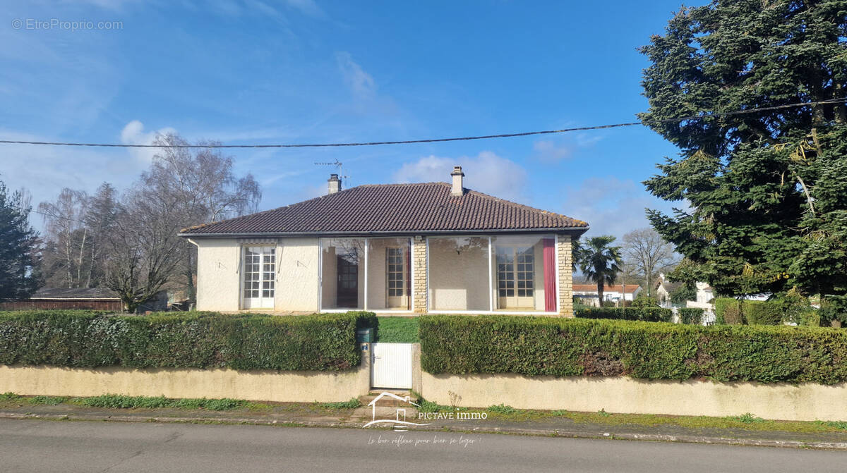 Maison à ROUILLE