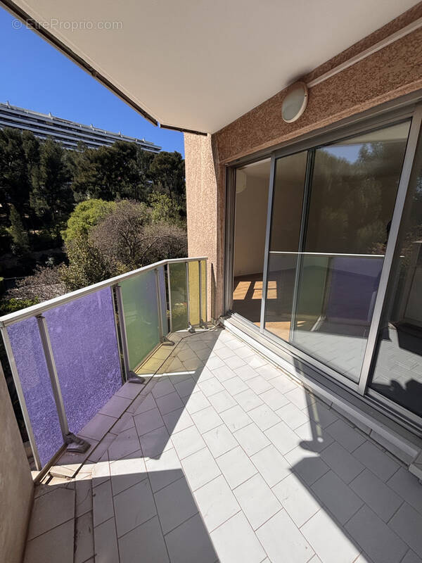 Appartement à MARSEILLE-8E