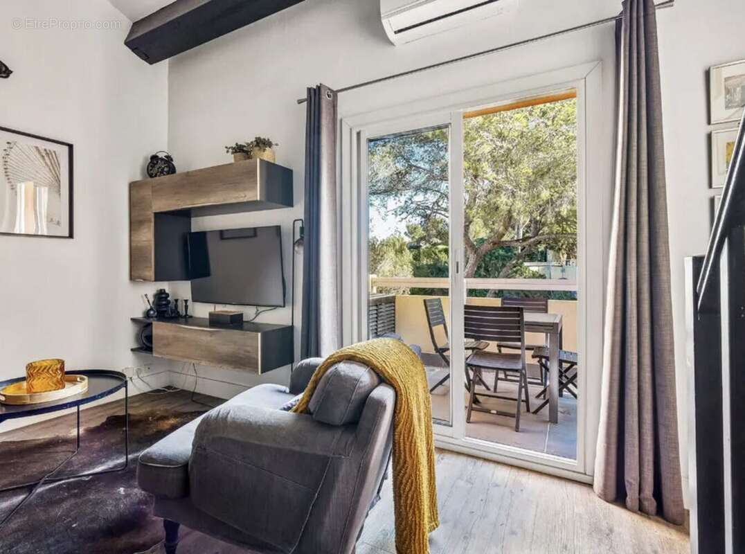 Appartement à SAINT-RAPHAEL