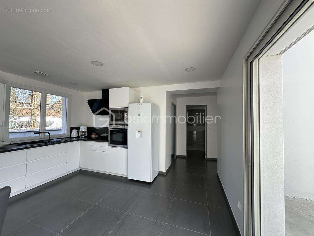 Maison contemporaine très basse consommation  accessible PMR - photo 13