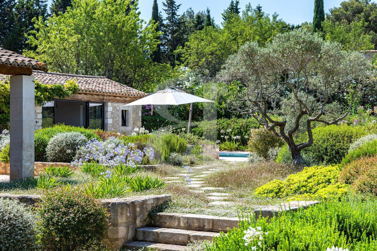 Maison à EYGALIERES