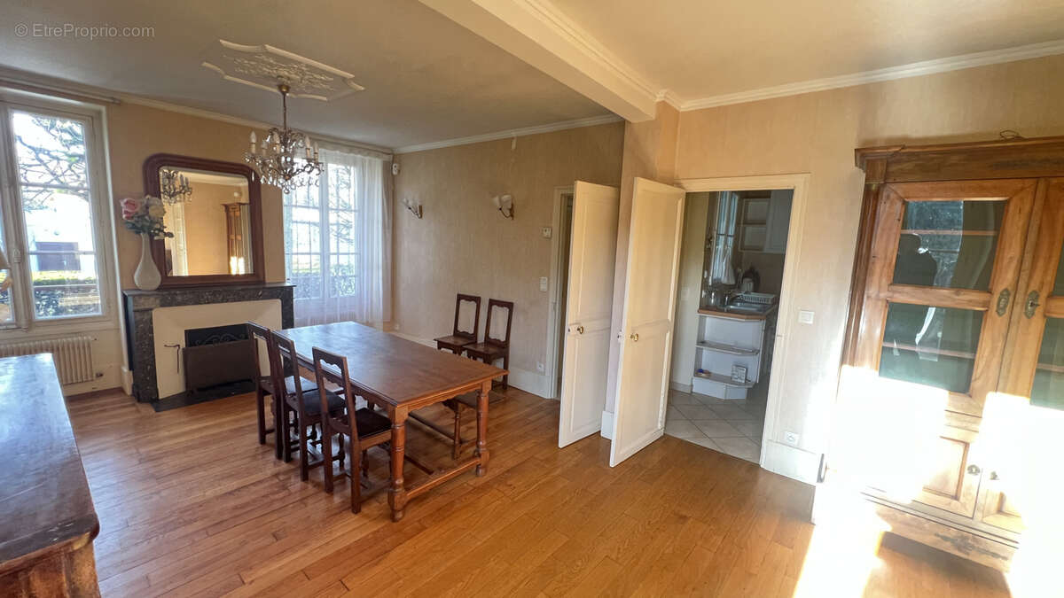 Maison à LA FERTE-ALAIS