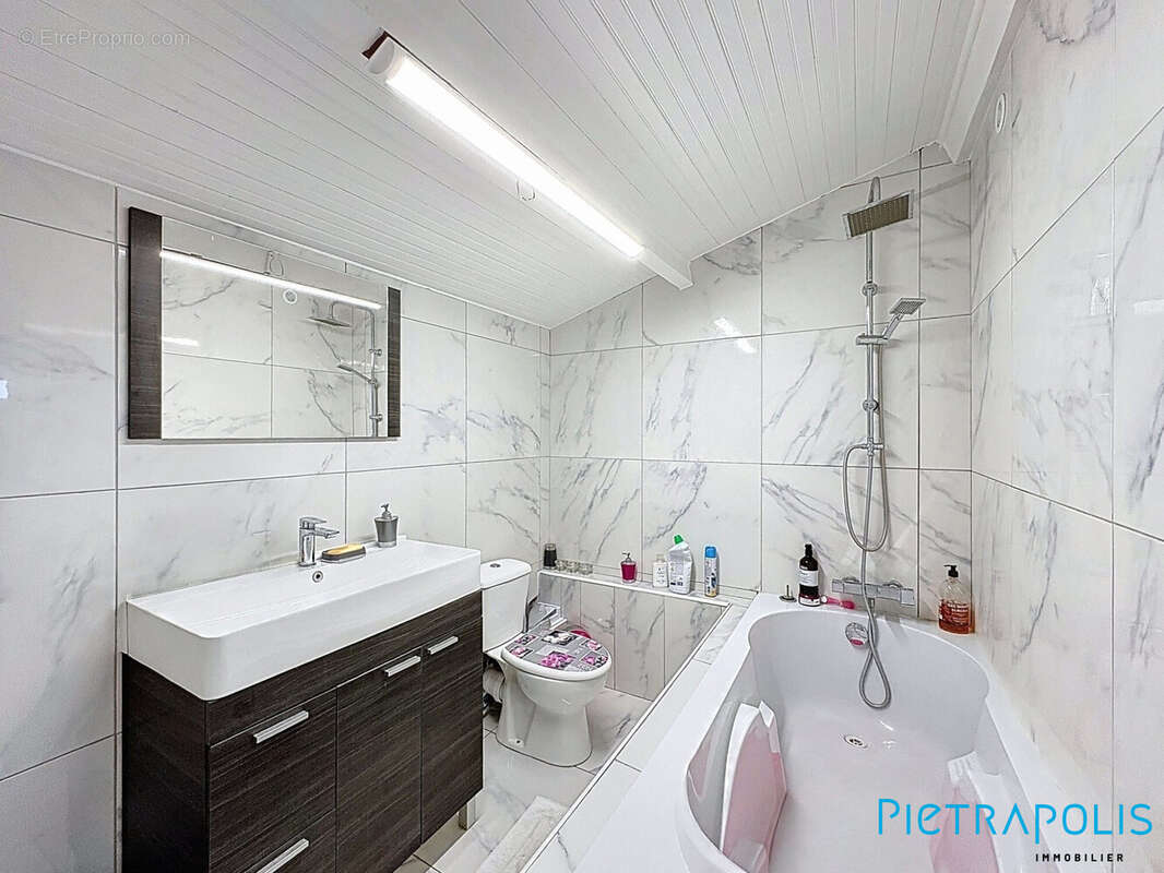 Appartement 89 m² à Agde  - photo 8