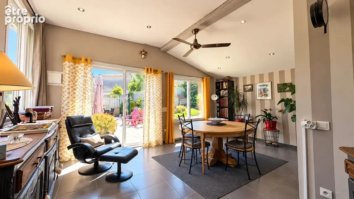 Saint-raphaël - villa individuelle sur 910 m² de terrain piscinable - photo 3