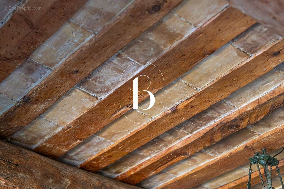 Maison à GOUDARGUES