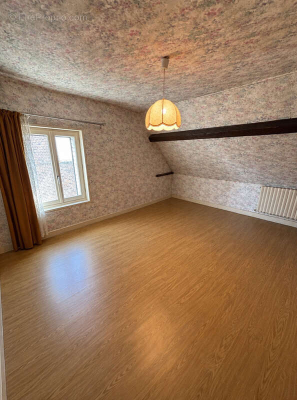 Hasnon   Maison semi-individuelle 95 m2 à rénover avec garage et jardin - photo 9