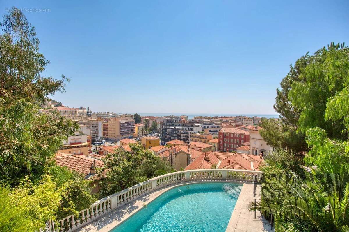 Maison à MENTON