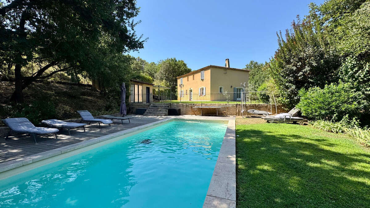 BOUC BEL AIR - Bastide type 6 de 200m² sur 4000 m² de terrain - photo 2