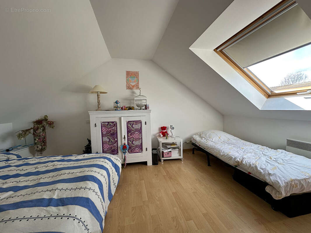 Maison à BOURGHELLES