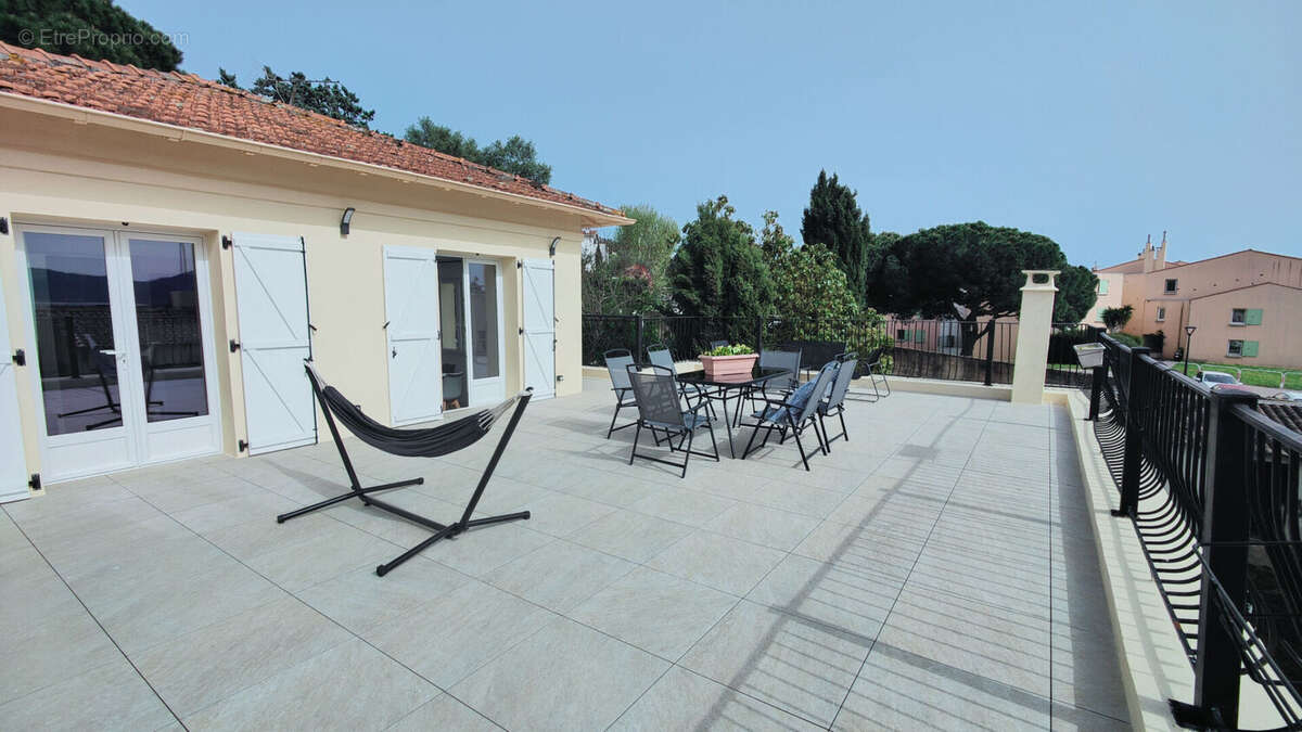 Maison à CANNES