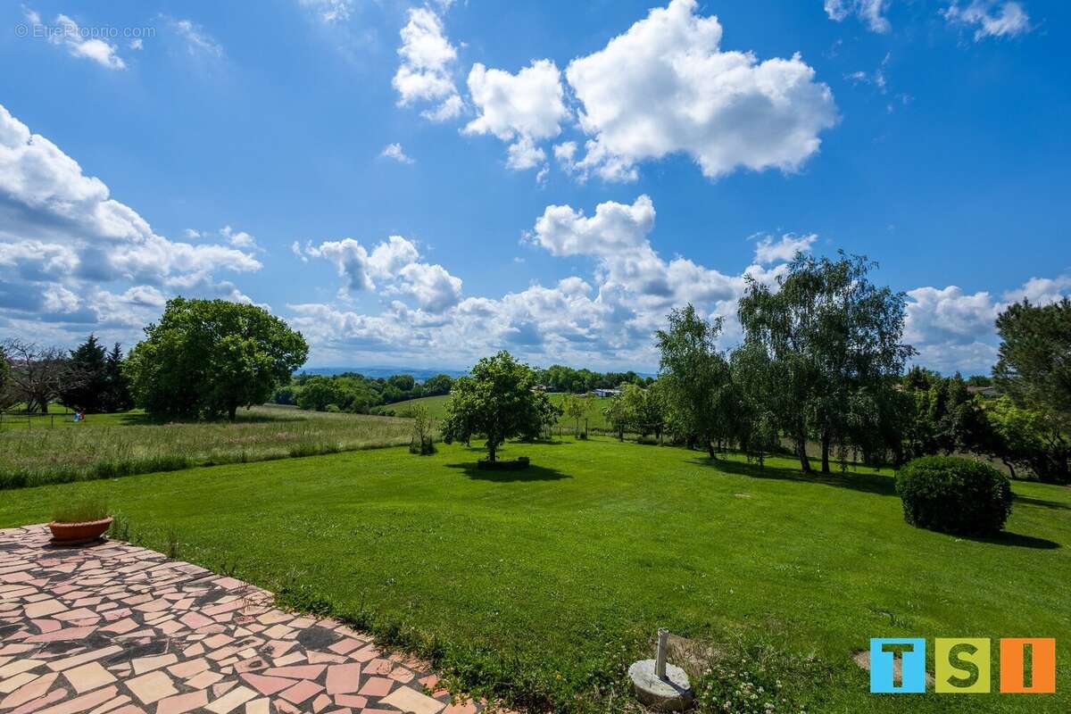 Maison à LE FOUSSERET