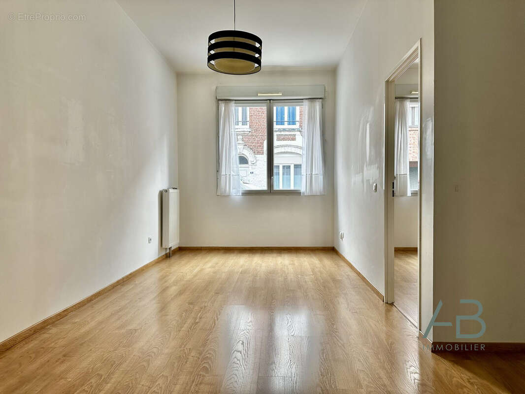 Appartement 54 m² à Lille  - photo 3