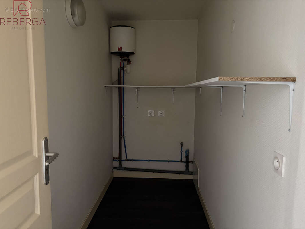 Appartement T3 en centre-ville de Mazamet - photo 11