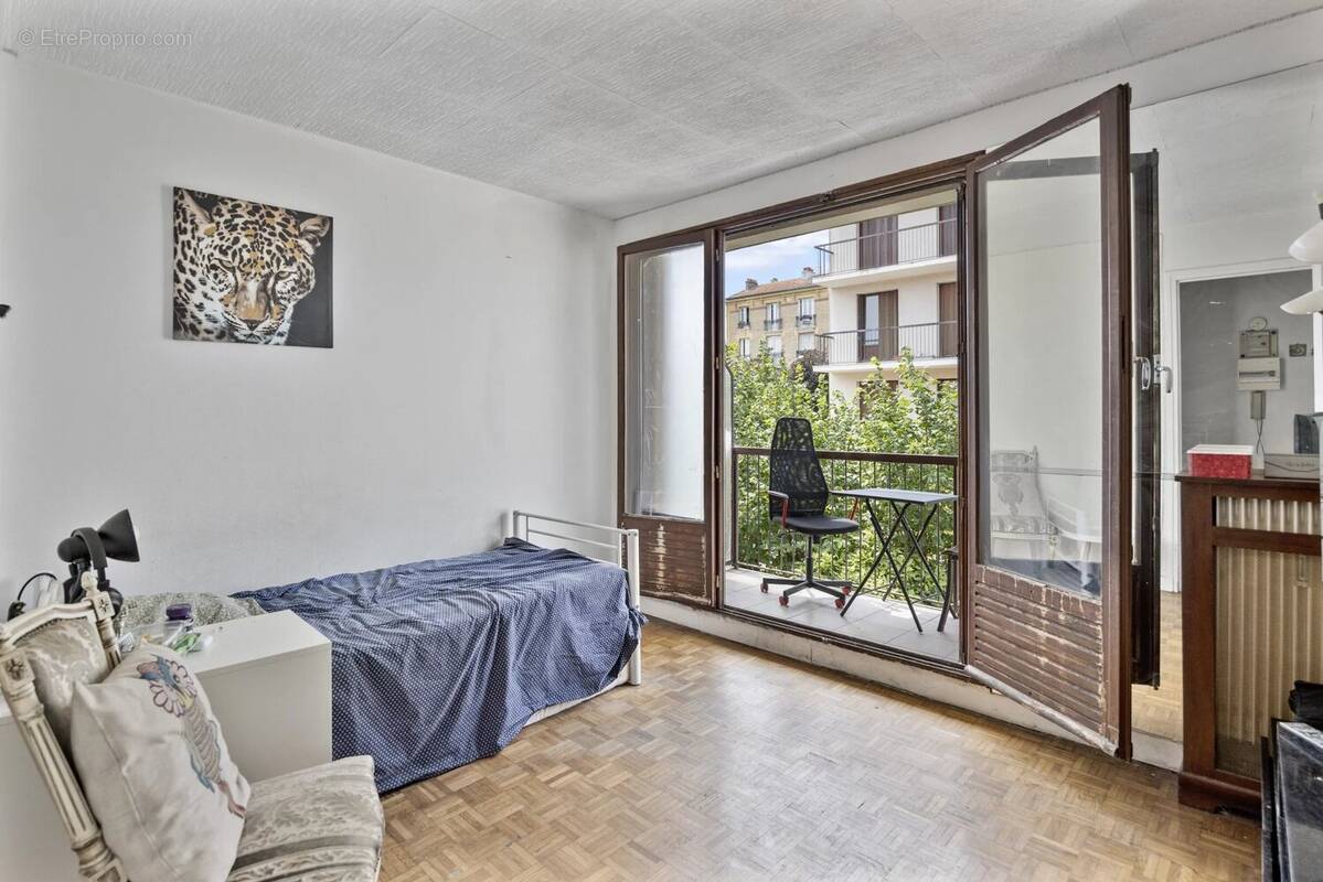 Appartement à LE PERREUX-SUR-MARNE