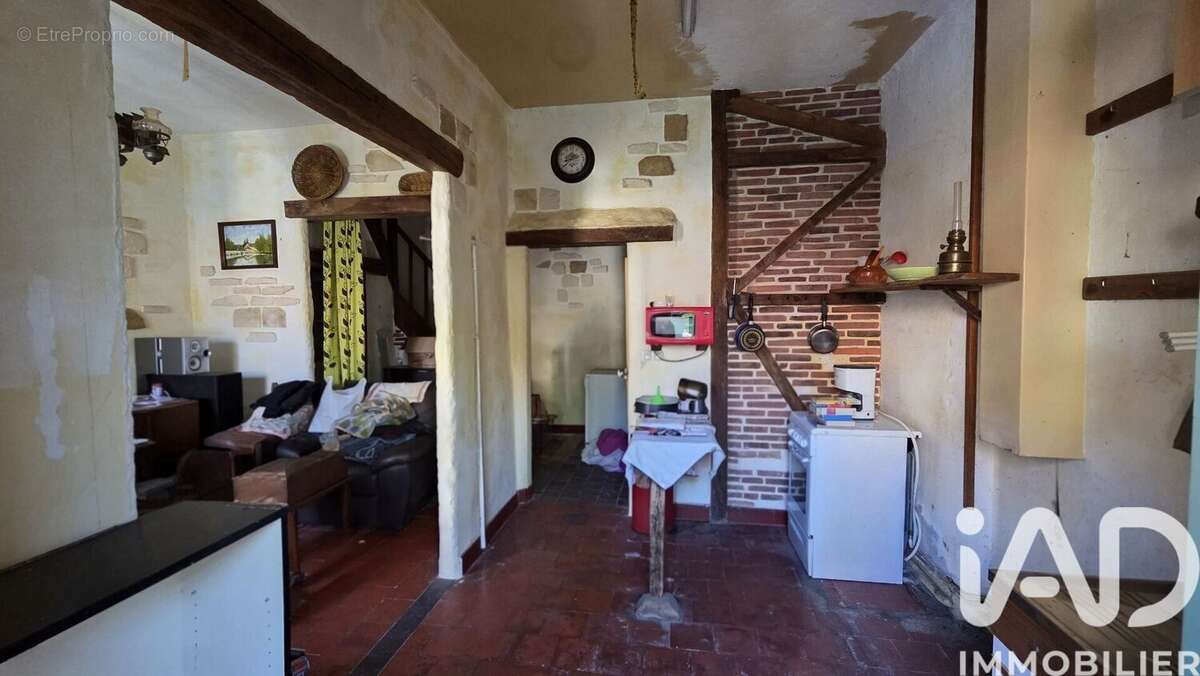Maison 79 m² à Chalais  - photo 3