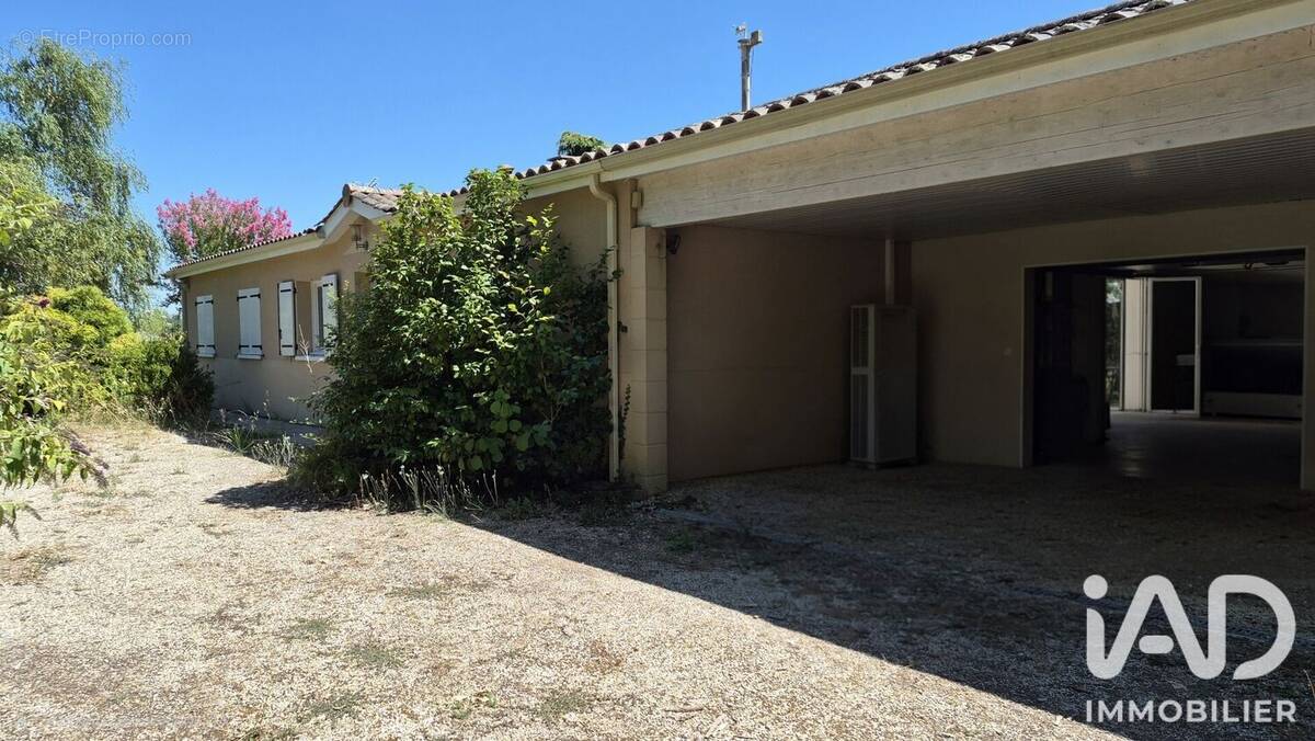 Photo 1 - Maison à LAMOTHE-MONTRAVEL