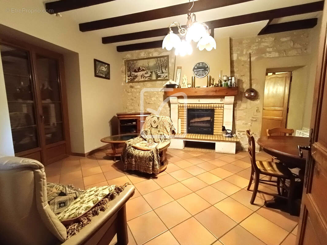 Grande maison familiale avec dépendances à Villeréal - photo 11