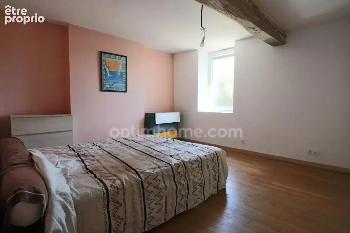 Maison de Village 87 m²- 4 Pièces - 2 Chambres - Gite à rénover - Grange - Dépendances sur parcelle de 1238 m² - SAINT LEGER MAG - photo 10