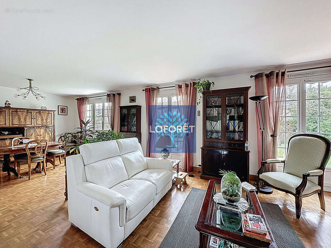 Maison à LE PLESSIS-PATE