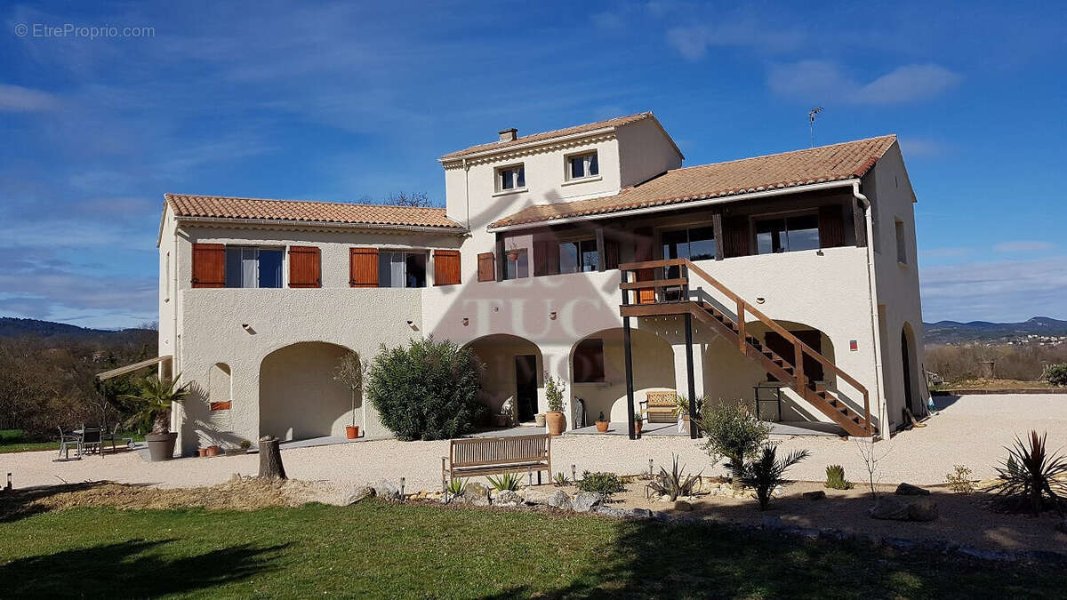 Maison à ALLEGRE-LES-FUMADES
