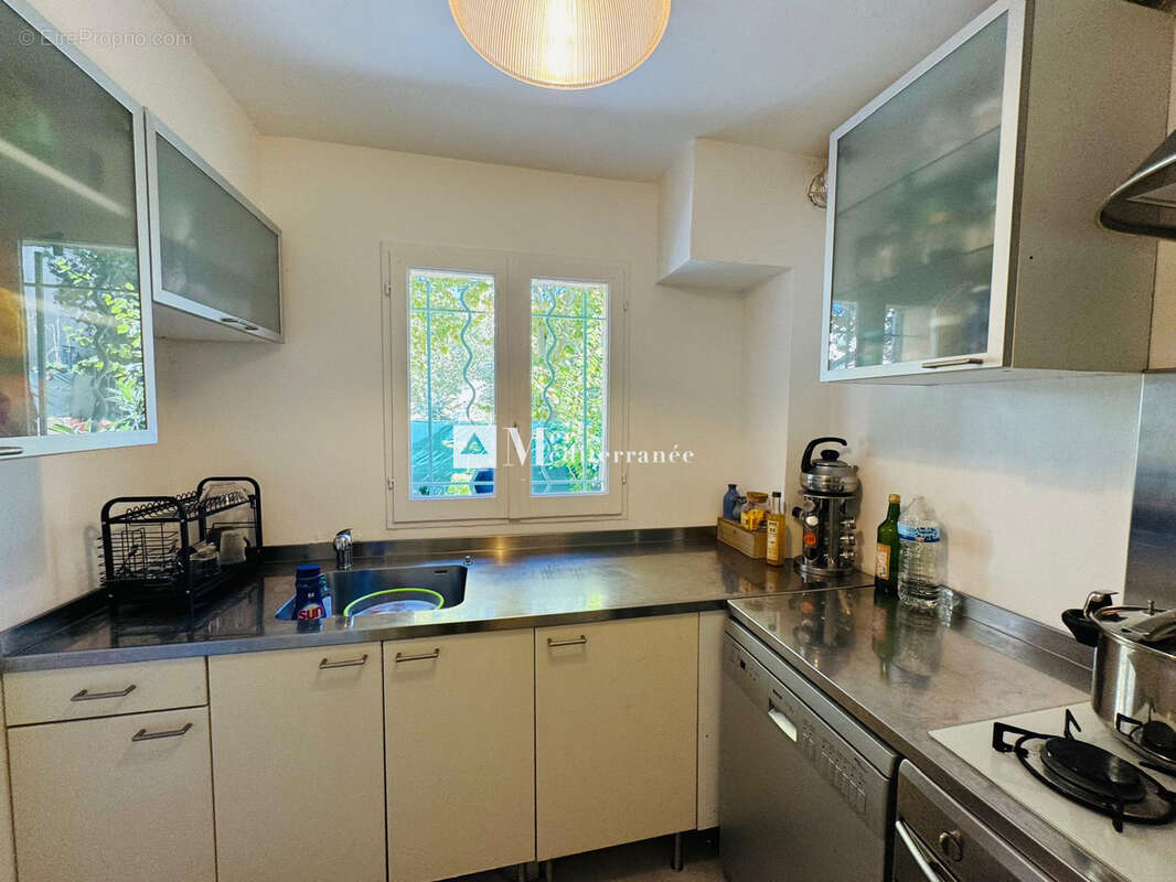 Appartement à COGOLIN