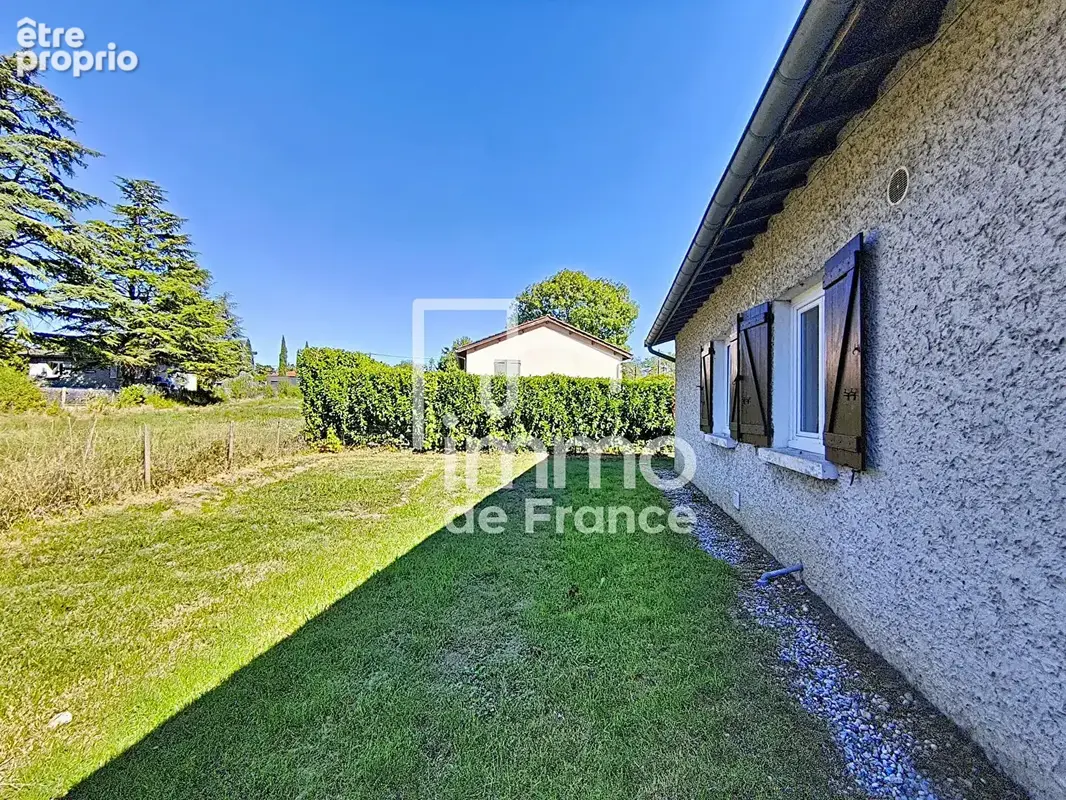 Maison de plain-pied 85 m² , 3 chambres , Terrain de 572 m²  à Saint-Maurice-de-Gourdans - photo 16
