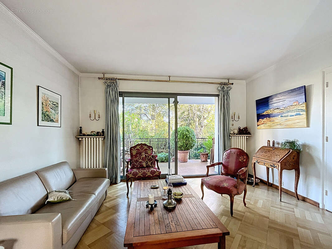 Maison à FRANCHEVILLE