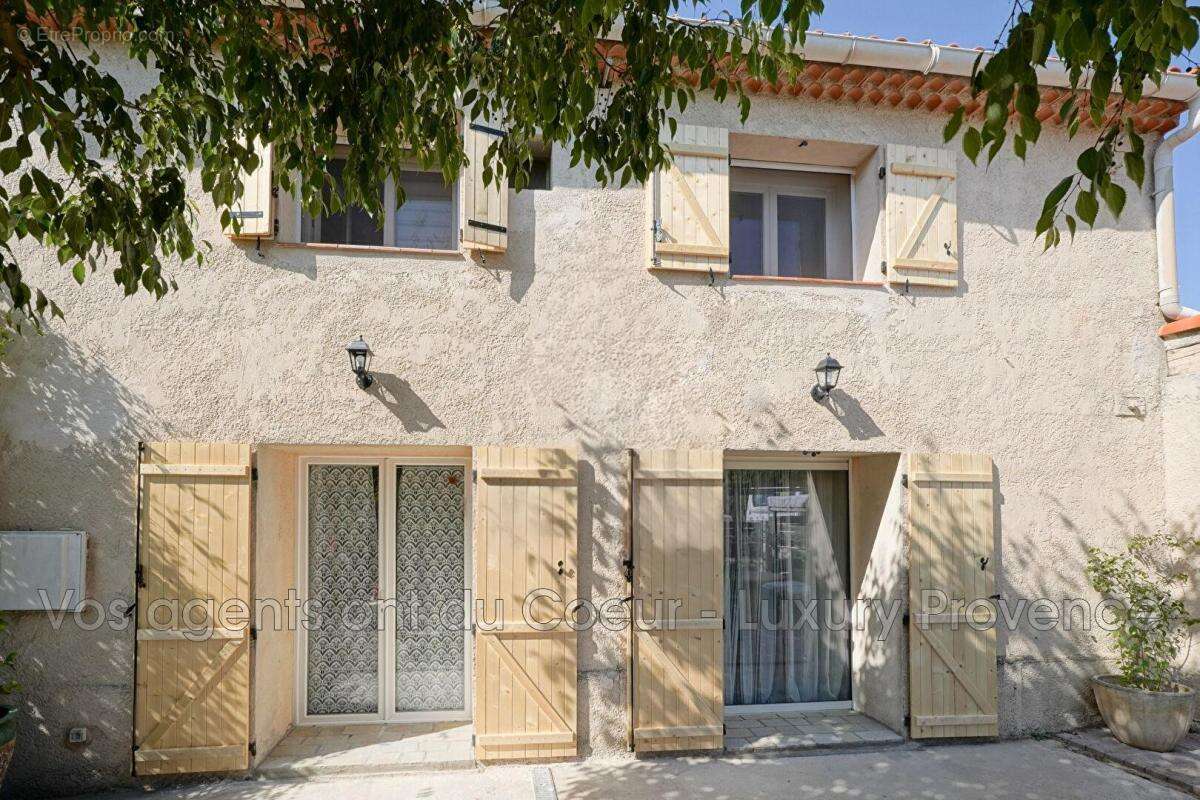 vente maison 4 Pièce(s) - photo 2