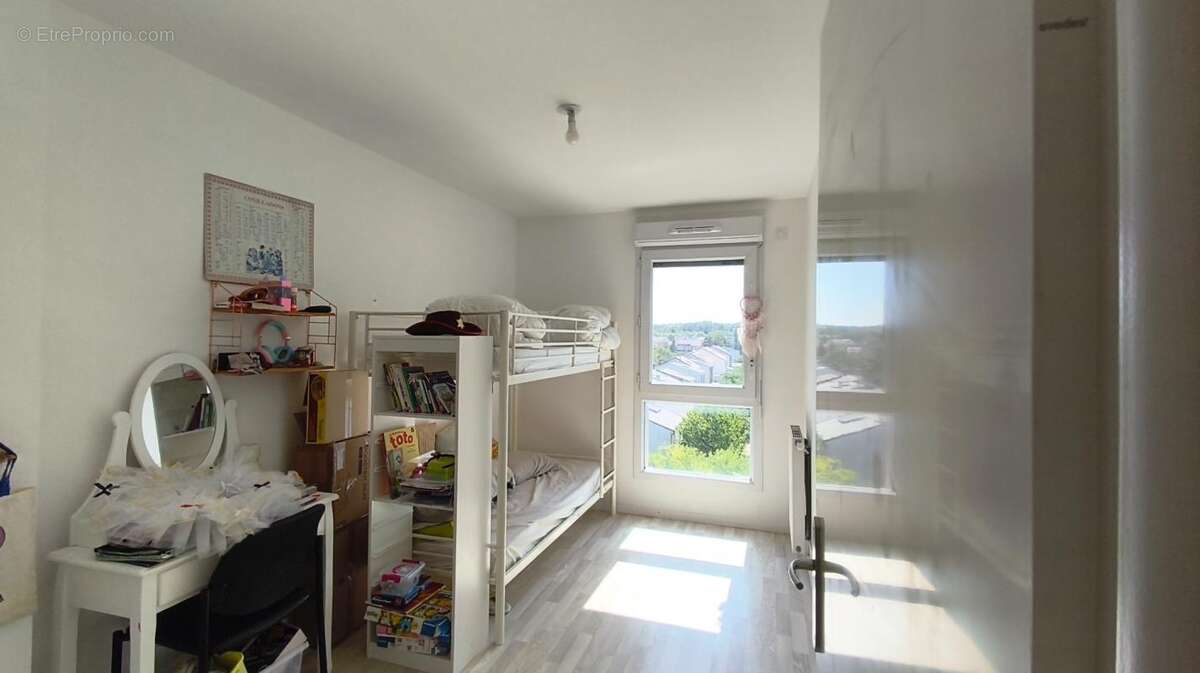 Noisy-le-grand – 4 pièces 72 m² – terrasse 60 m² – 3 chambres – parking – rer a 8 min à pied - photo 6