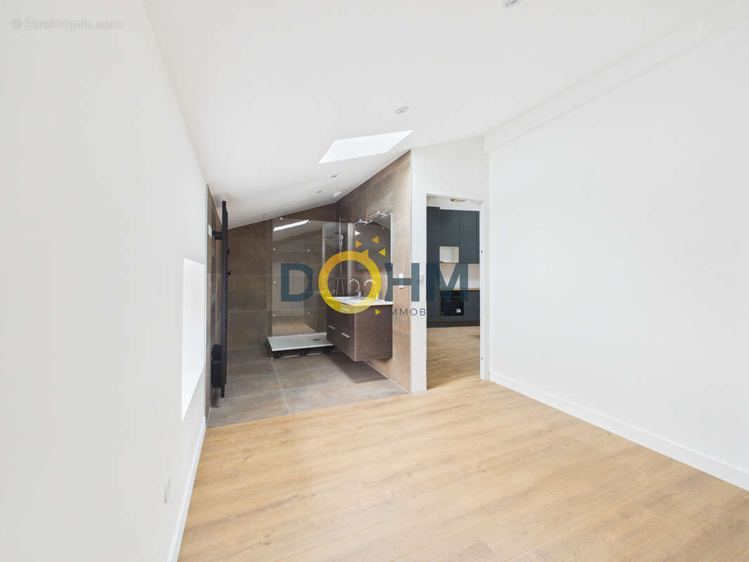 Appartement à BRIVES-CHARENSAC