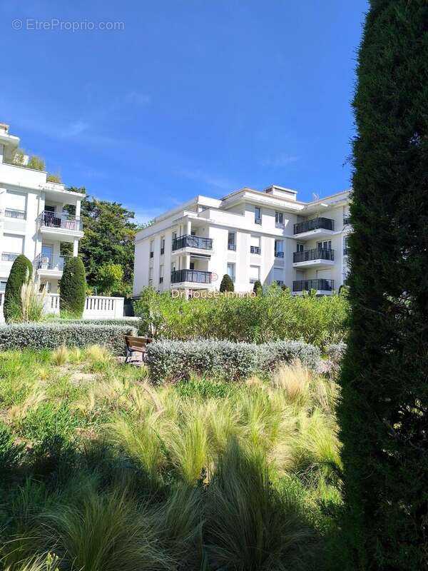 Appartement à MARSEILLE-13E