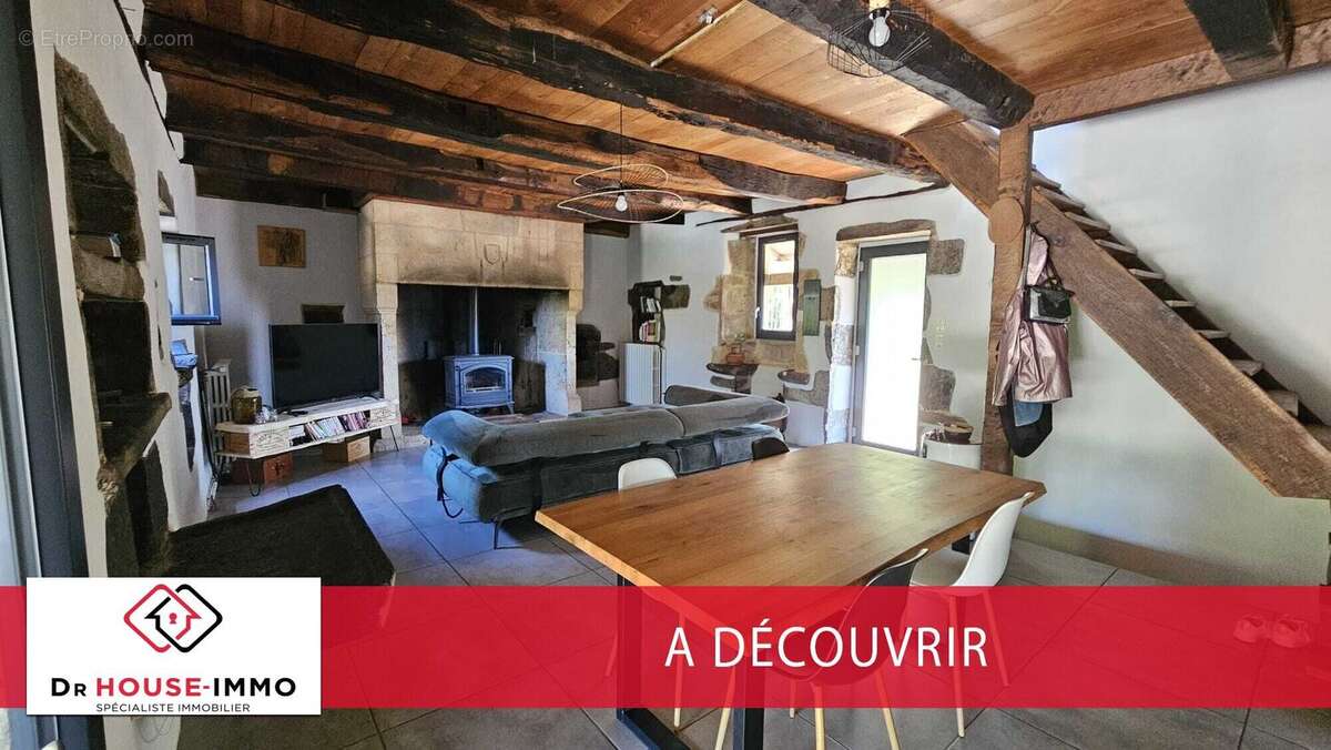 Maison à SAINT-CERE