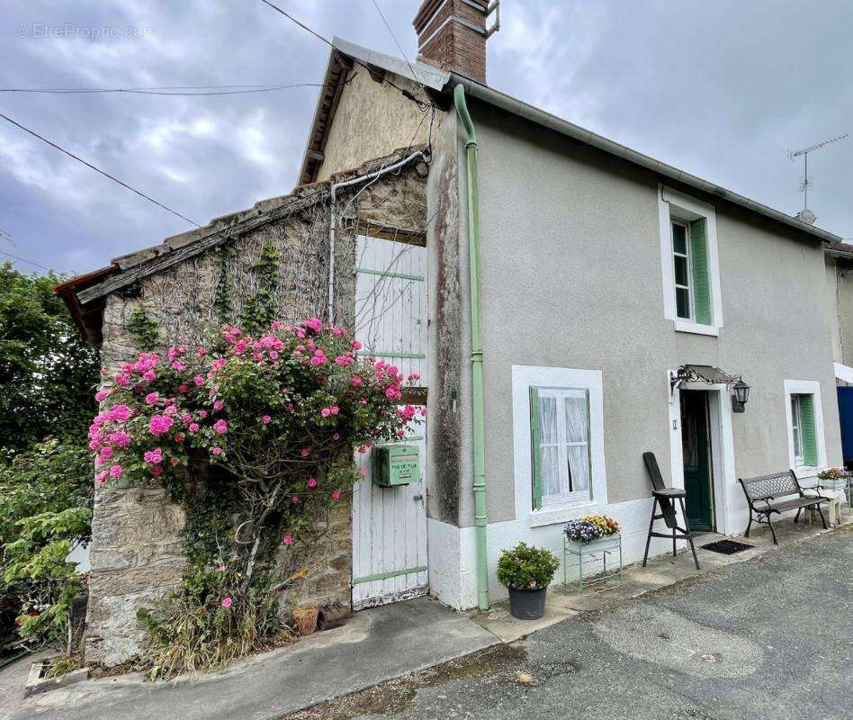 Maison à COLONDANNES
