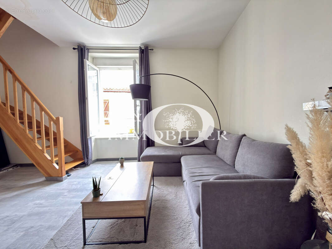  Appartement au coeur du bourg - photo 3