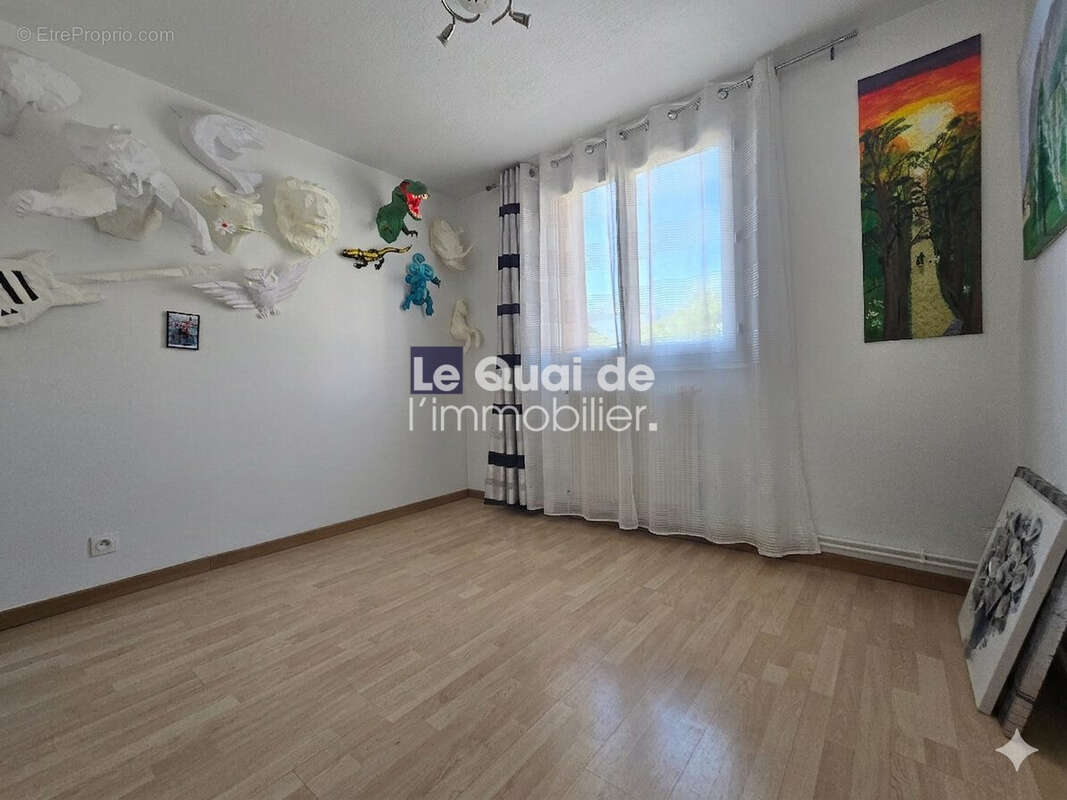 Appartement à SAINT-EGREVE