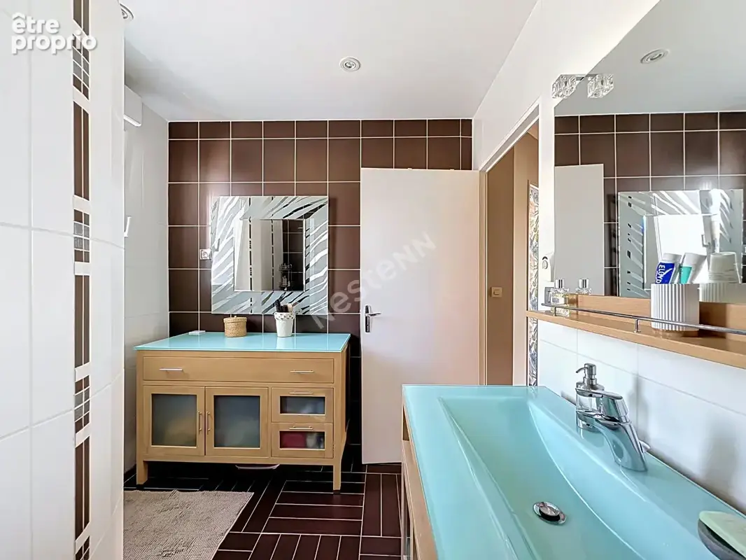 REZÉ HÔTEL DE VILLE - Maison familiale avec grand terrain de 641 m² - photo 11