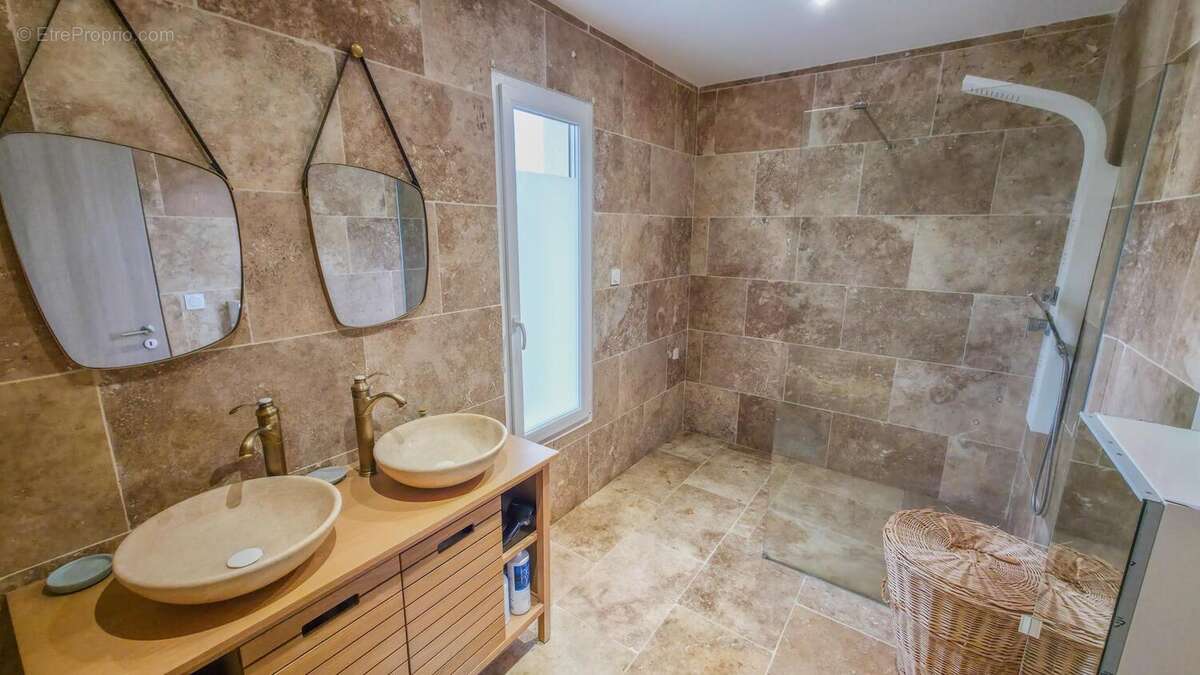 Maison 147 m² à Villeneuve-Sur-Lot  - photo 6