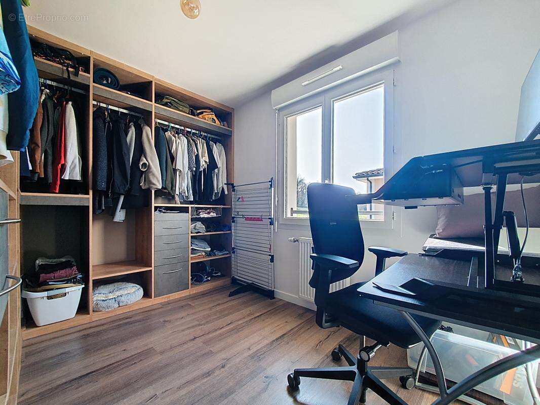 Maison à SEREZIN-DU-RHONE