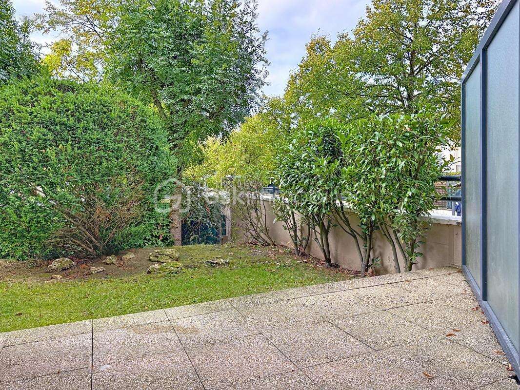 Appartement à MOISSY-CRAMAYEL