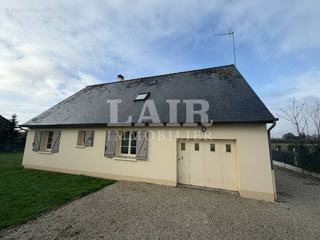 Maison à TESSE-FROULAY