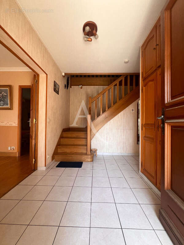 Maison à MONTRICHARD