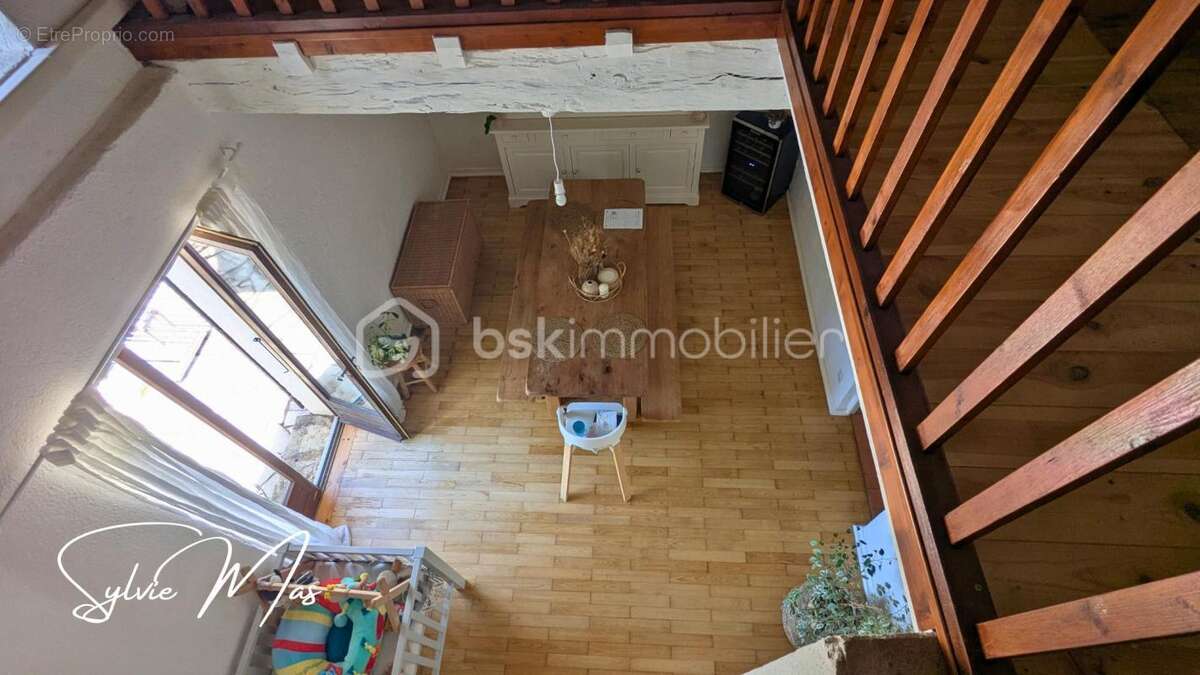 Maison à MONTAYRAL