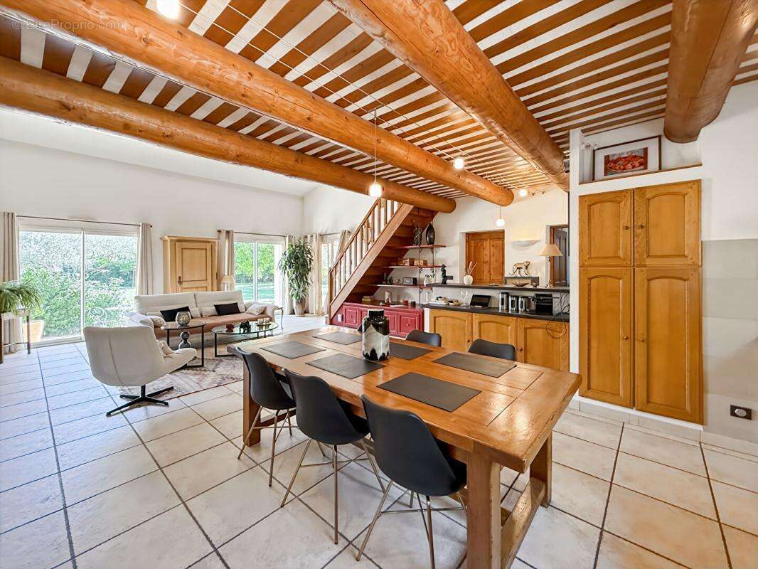 Maison  à vendre -  villa de plain -pied  avec piscine - photo 8