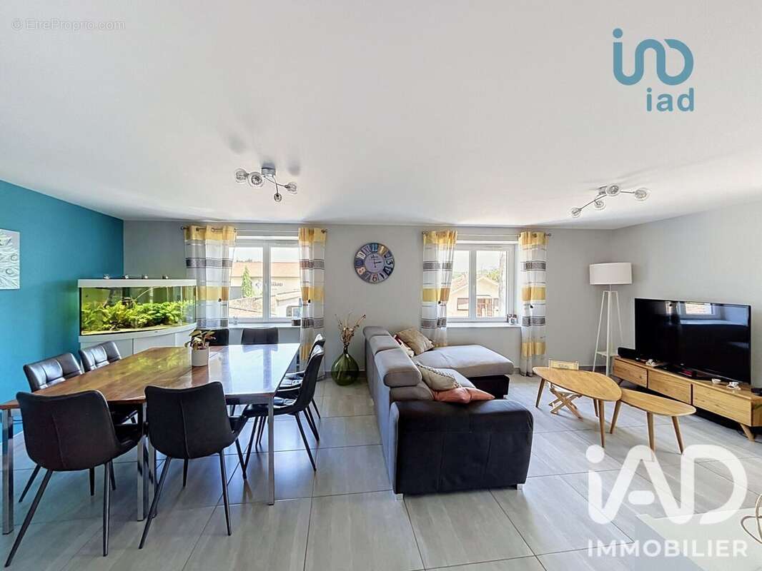 Maison 131 m² à Chavanay  - photo 2