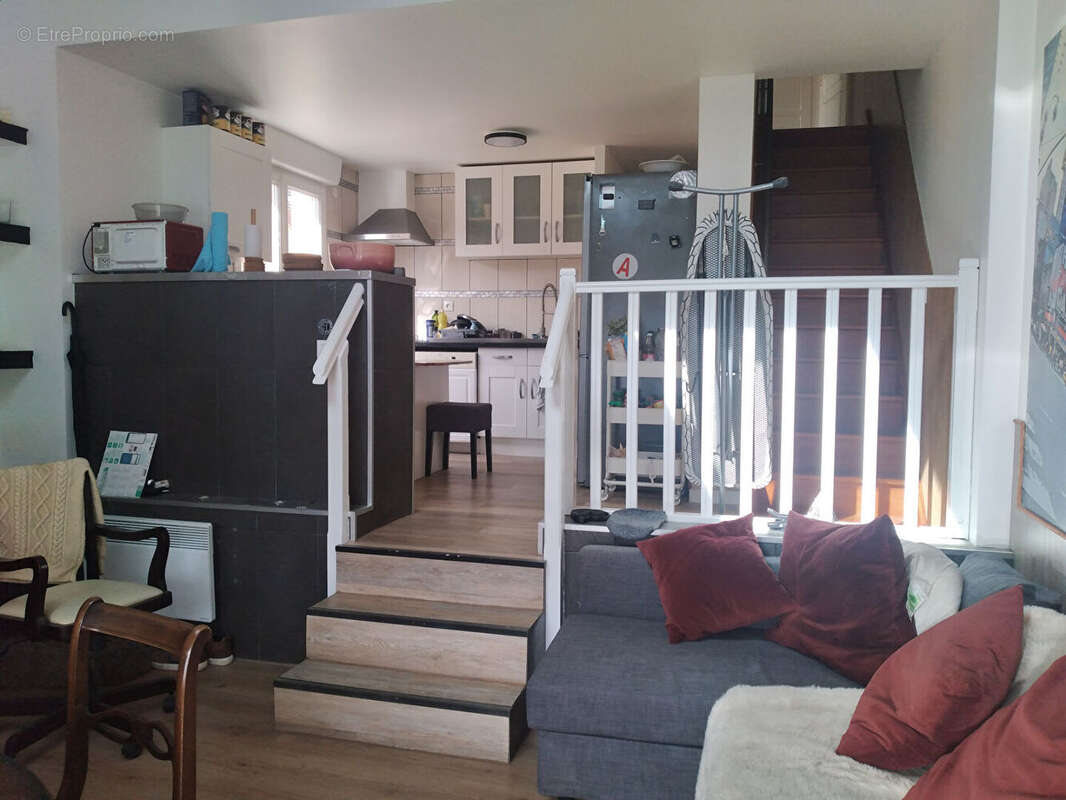 Maison à MEZIERES-SUR-SEINE